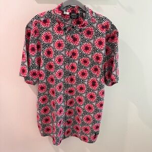 WESC Oden Kaleidoscope Flowers Print Short Sleeve Button Up Shirt Medium